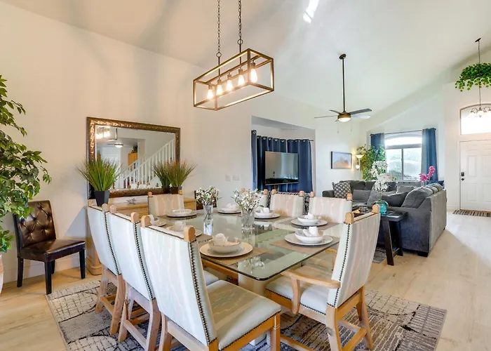 Outdoor Oasis! Phoenix-area Family Escape Avondale