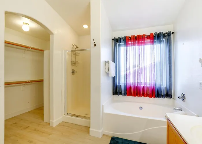 Outdoor Oasis! Phoenix-area Family Escape * Avondale